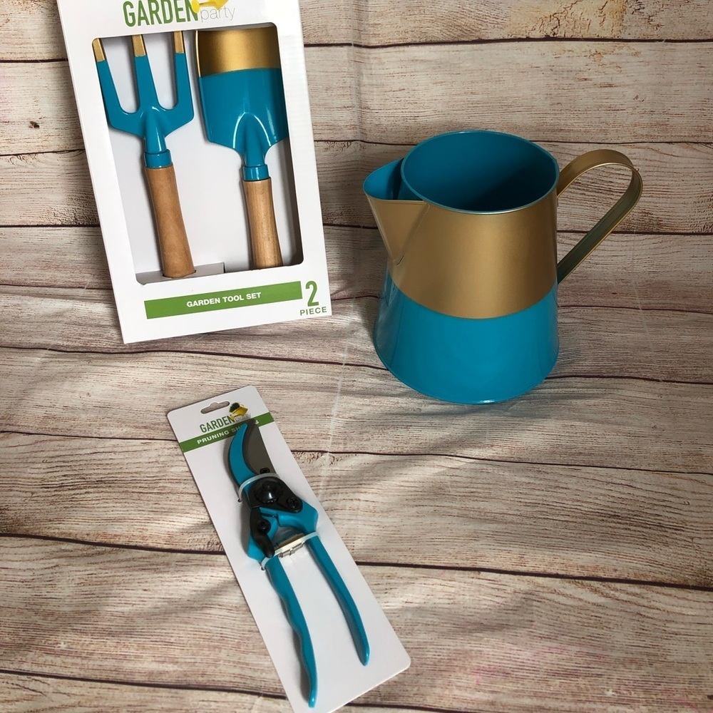 Garden Tool Set Bundle- Trowel, Fork, Secateur and Water pitcher